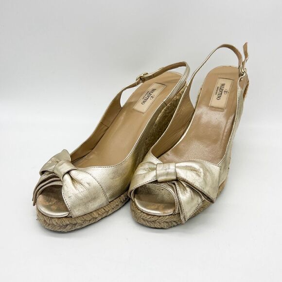 Valentino Garavani “Mena” Peep Toe Espadrille Wedge in Metallic Gold, Size 40 - Picture 3 of 10